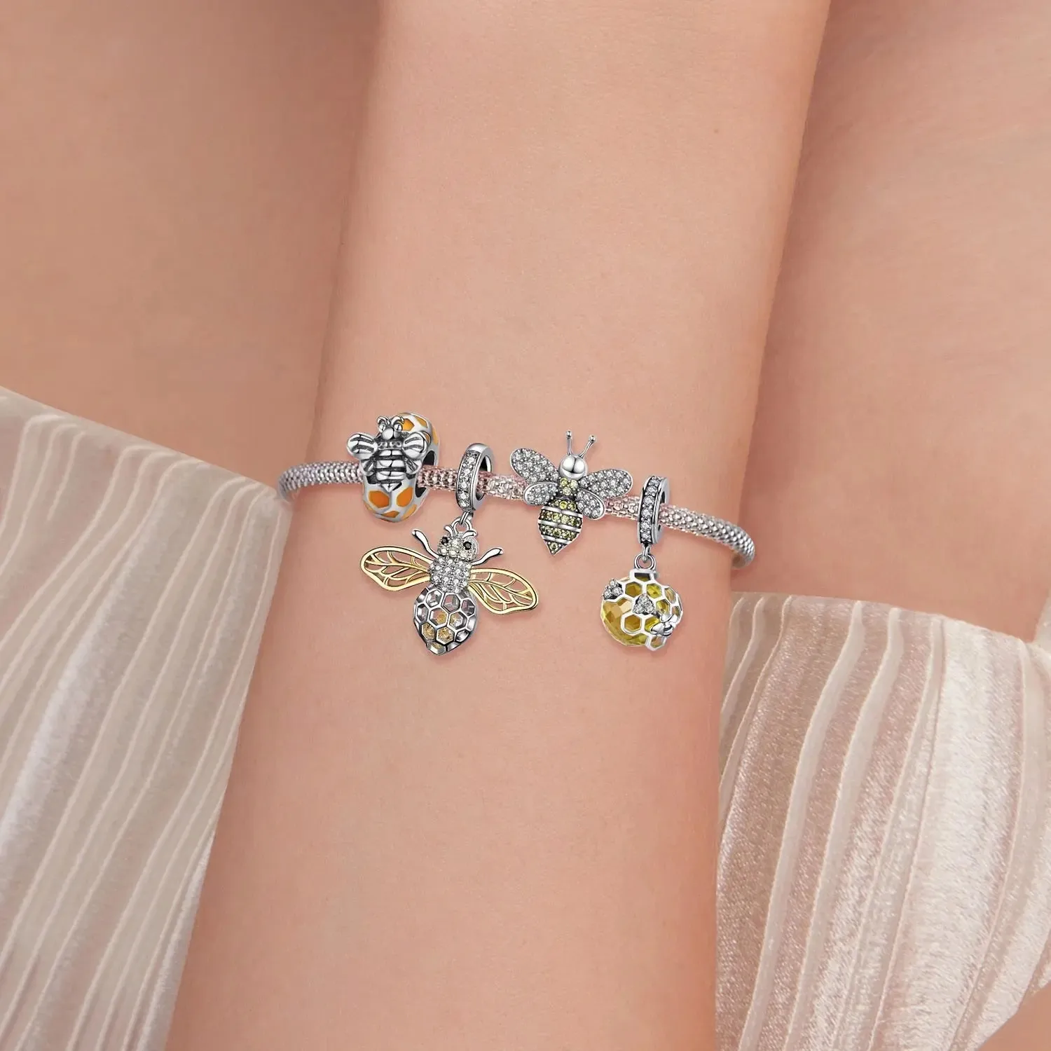 Bee & Love