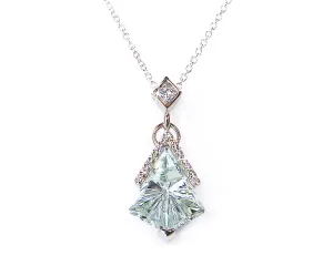 Kite-shaped Aquamarine and Diamond Necklace