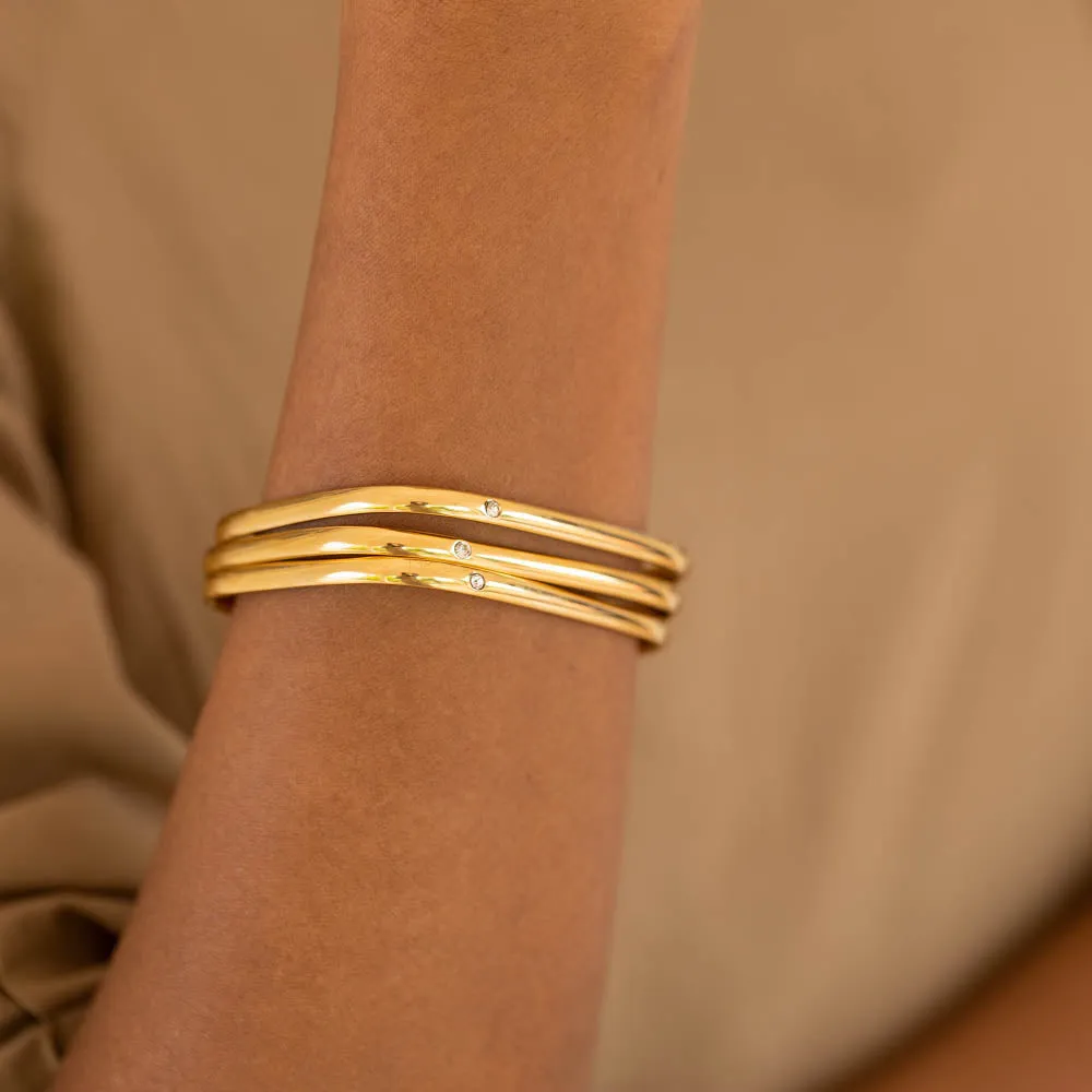 Plain Gold square Bangle (2.4 Bangle SIze)