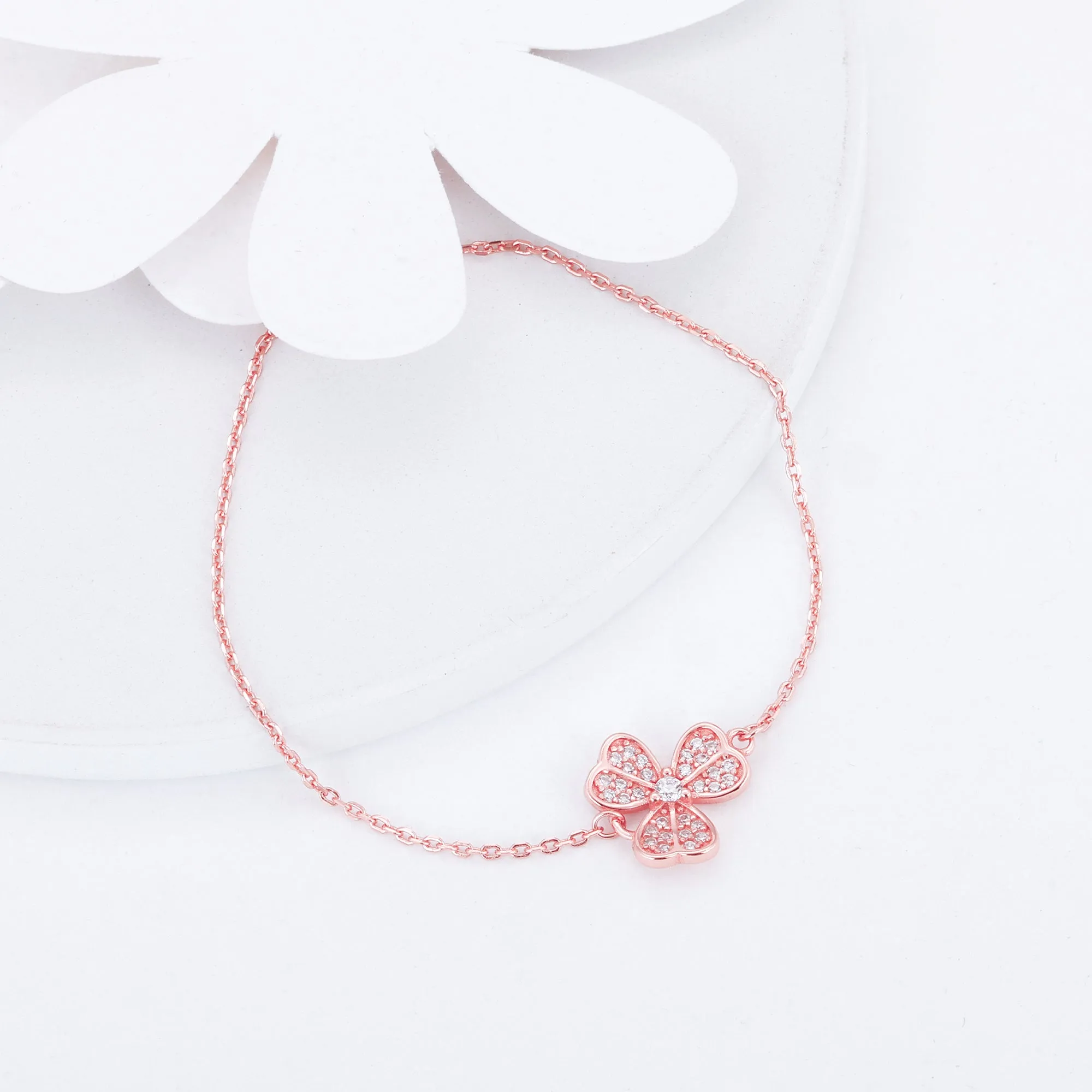 Rose Gold Zircon-Studded Shamrock Bracelet